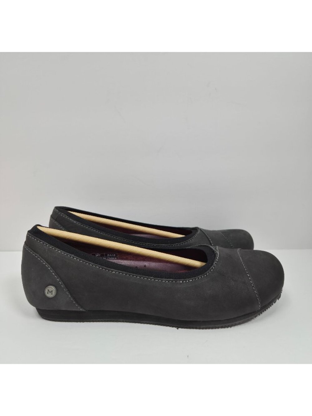 Mozo Aliso Women's Black Leather Ballet Flats US Size 7 NEW SAMPLE